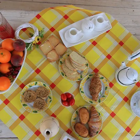 Allu Ruvezzu Bed & Breakfast *