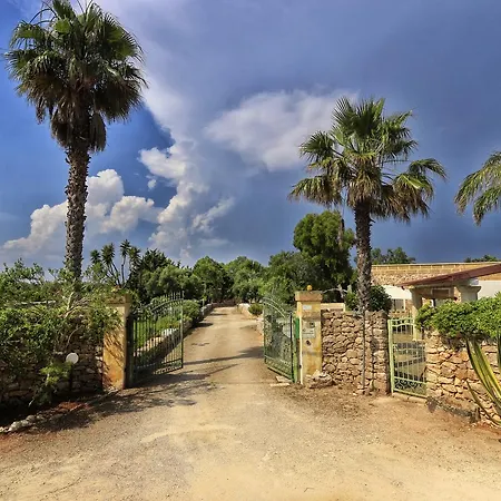 Bed & Breakfast Allu Ruvezzu Torre Mozza